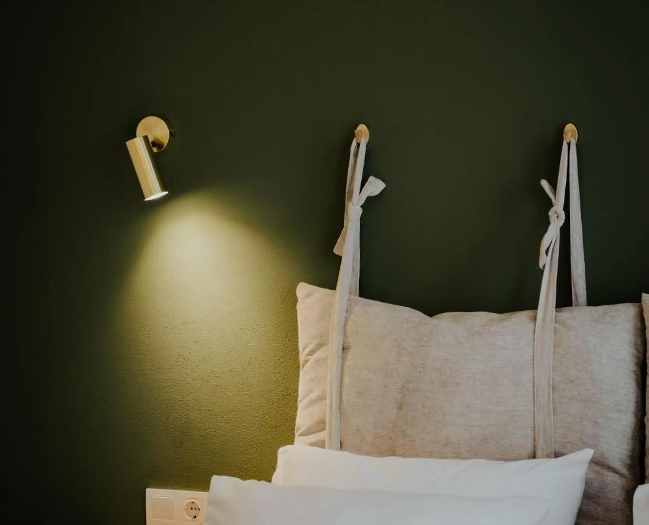 Luxury Inn Grand Residences Tbilisi 5*,  Georgia