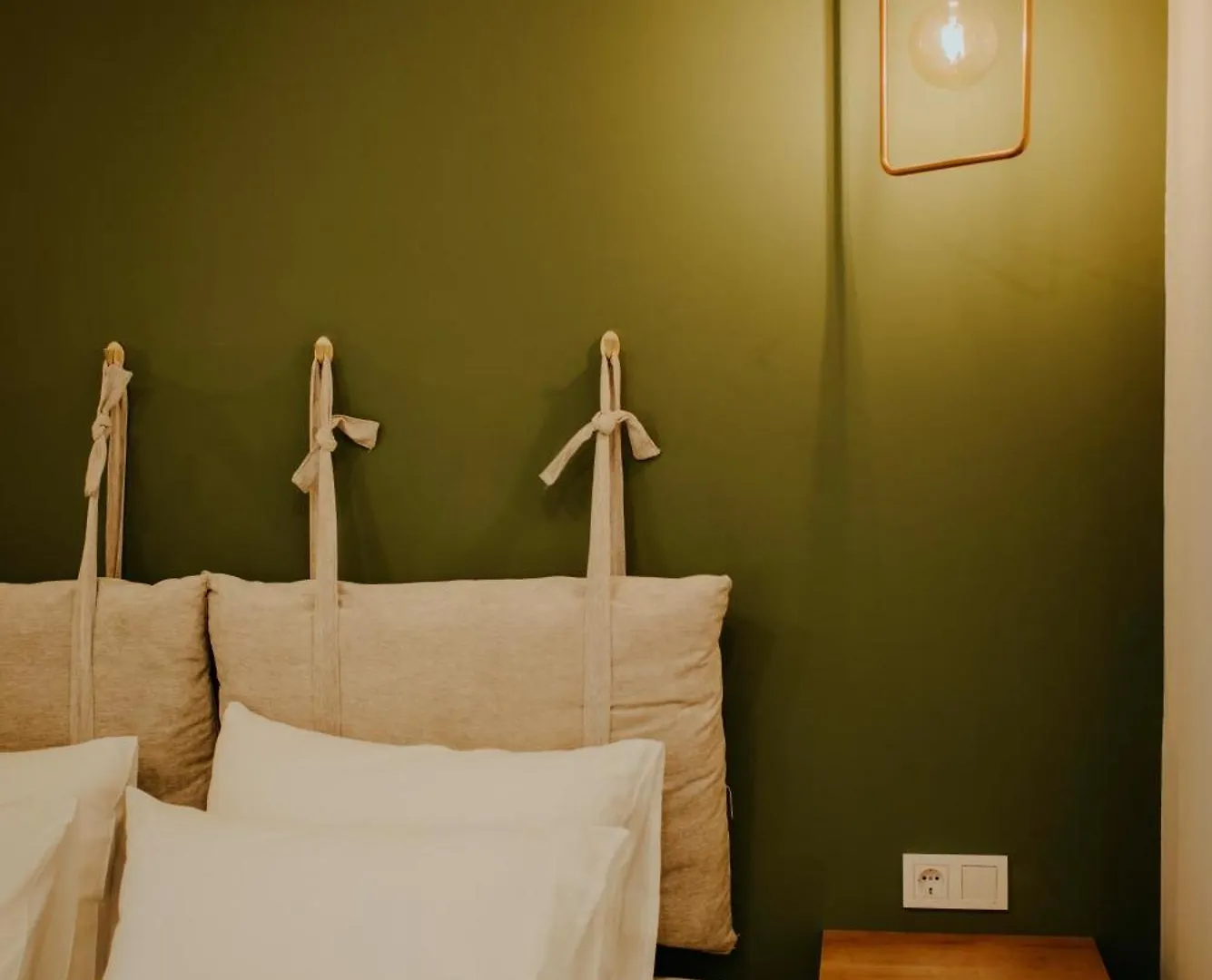 Luxury Inn Grand Residences Tbilisi 5*,