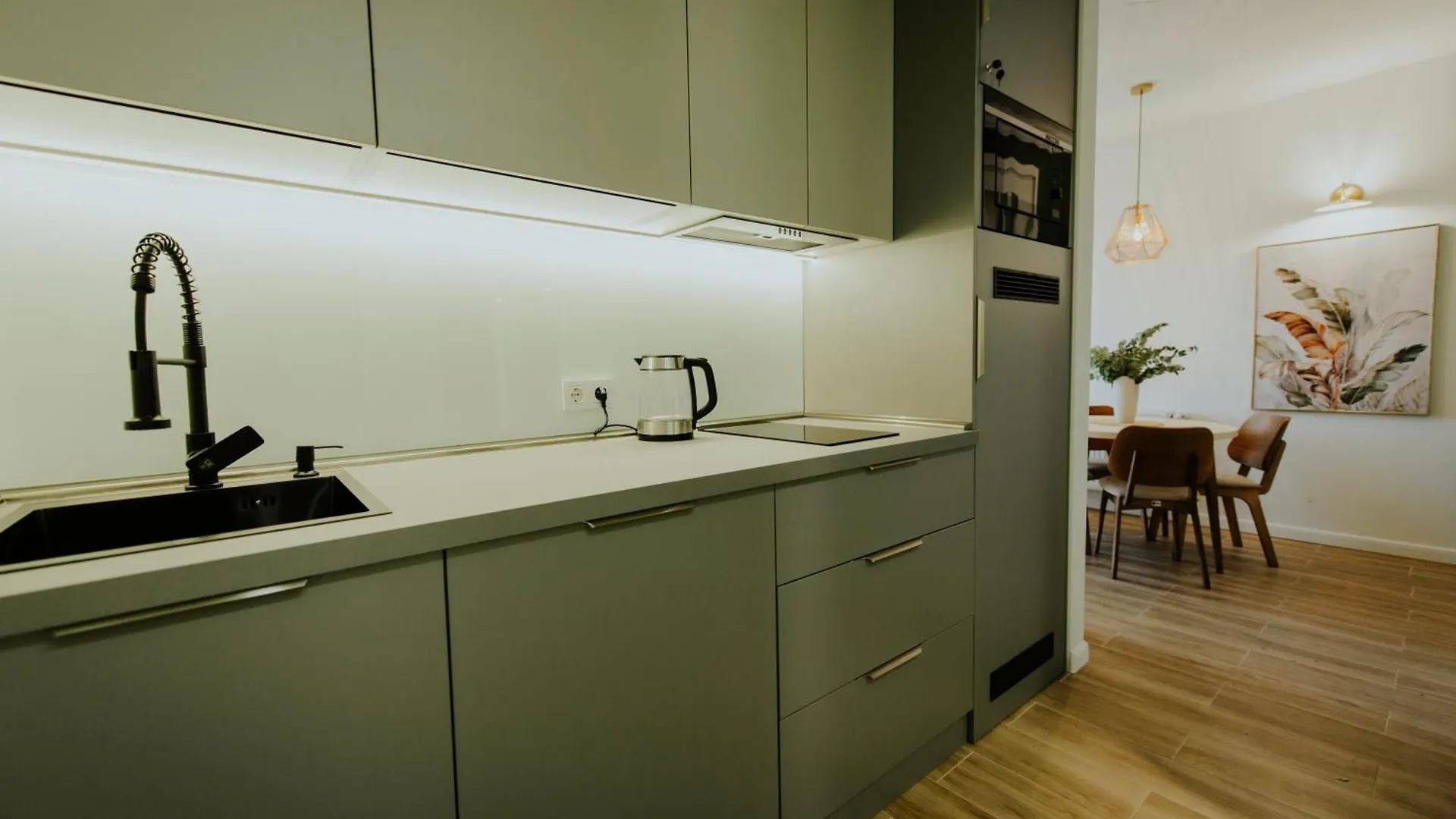 Hotel Luxury Inn Grand Residences Tbilisi