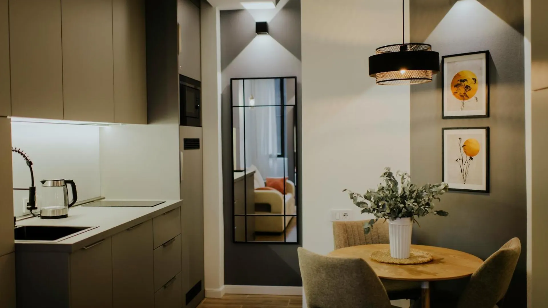 Luxury Inn Grand Residences Tbilisi