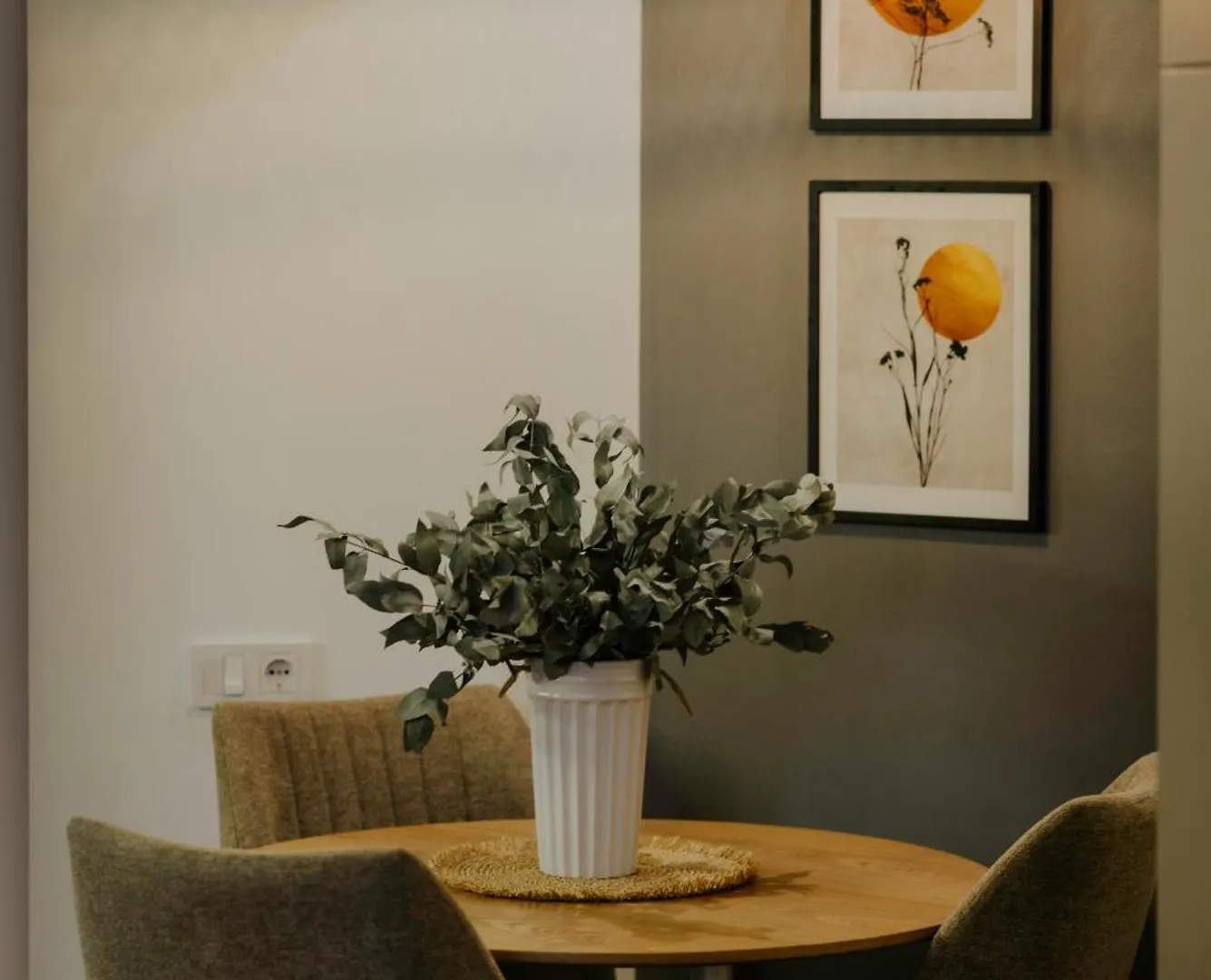 Luxury Inn Grand Residences Tbilisi 5*,
