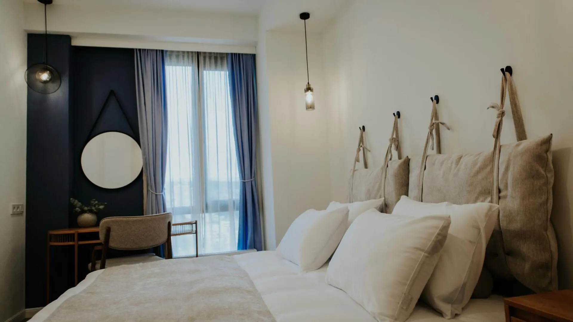 Luxury Inn Grand Residences Tbilisi 5*,  Georgia